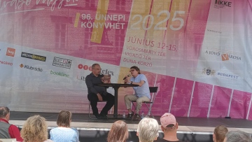 01854542-864b-4649-b850-2dfbf38673a8