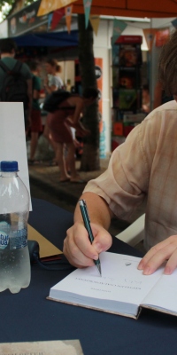 Tóth Péter dedikál